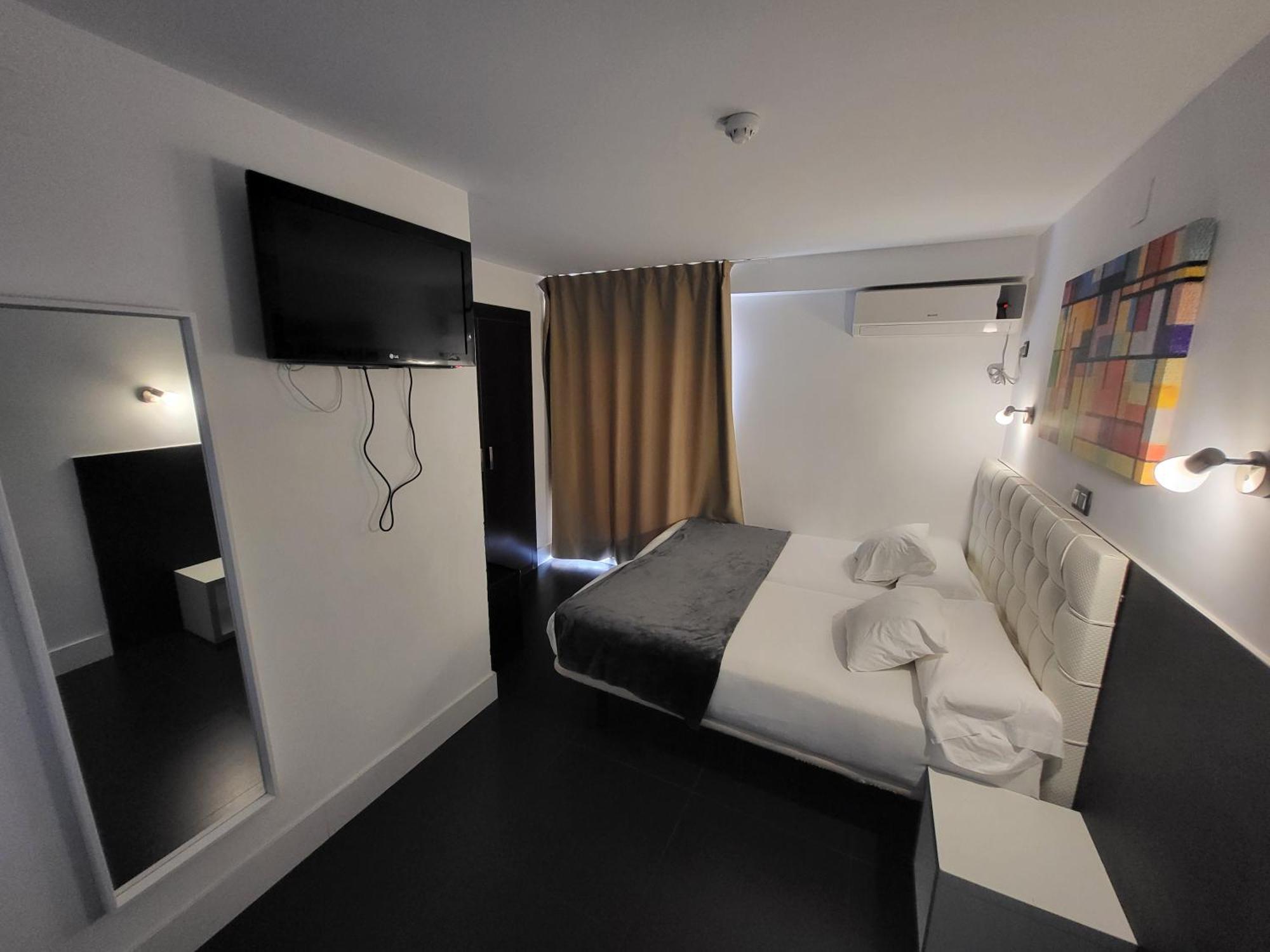 Hotel Natursun Torremolinos Oda fotoğraf